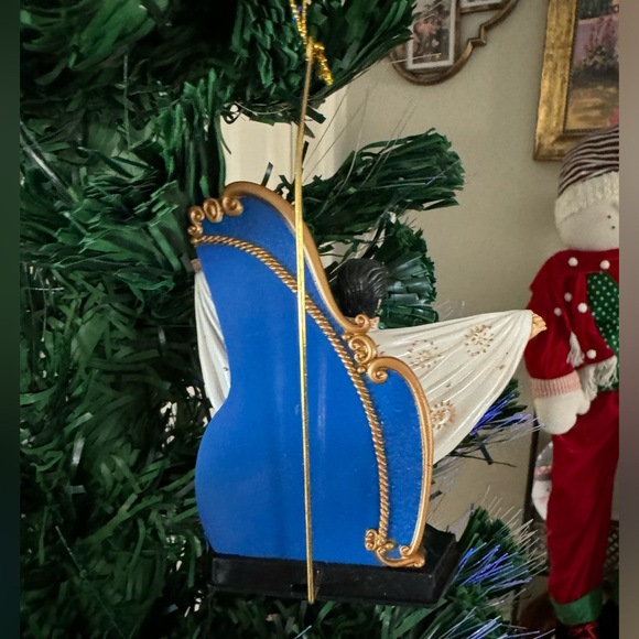 Elvis Presley Christmas Ornament Live in Las Vegas - Picture 4 of 4